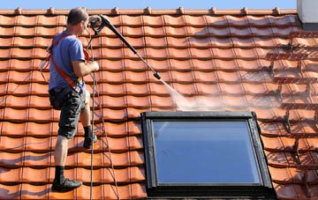 roof cleaning Fryerns, Essex